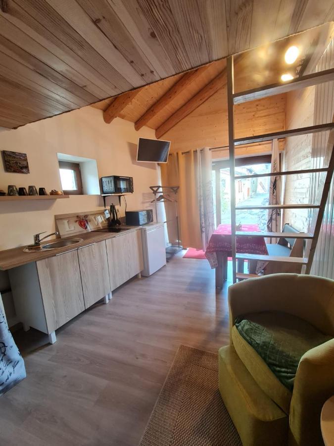 Au Petit Bonheur A Val-Cenis Sollieres-Sardieres Exterior foto